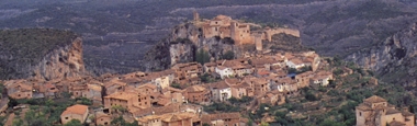  Panorámica de Alquézar y su Colegiata 